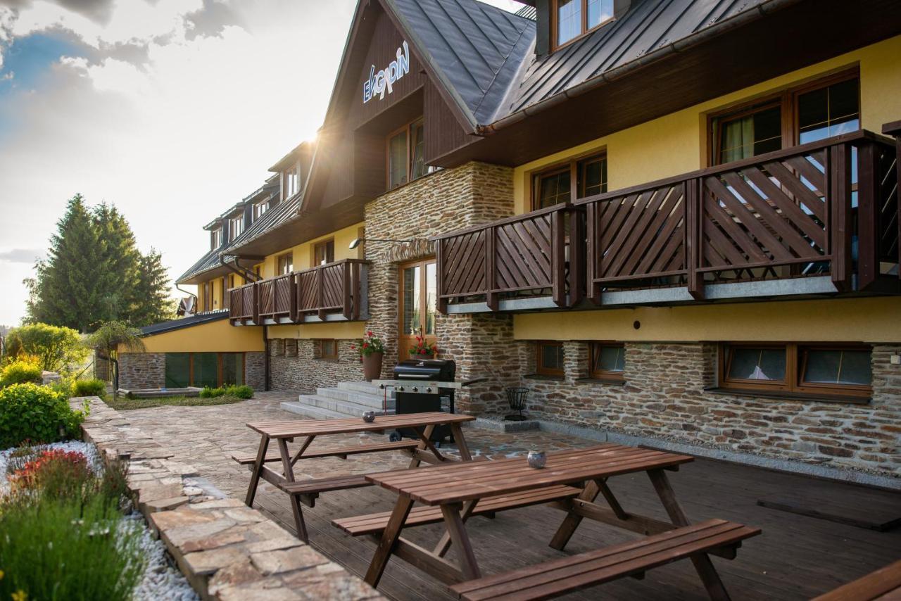 Apartmany Engadin Boží Dar Exterior foto